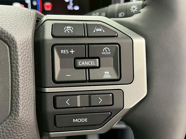 ランドクルーザー250 VX 12.3型メーカーナビ 全周囲 サンルーフ 追従クルーズコントロール ブラインドスポットモニター デジタルインナーミラー シートヒーター ベンチレーション ステアリングヒーター 電動リアゲート ETC(64枚目)