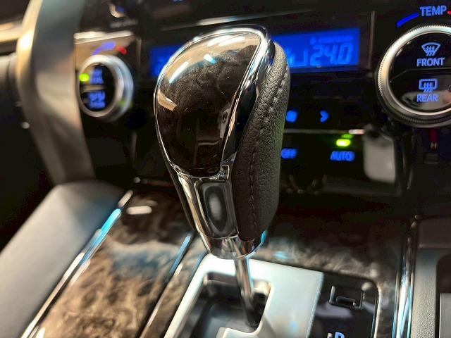 ヴェルファイアハイブリッド ゴールデンアイズII 純正ナビTV 両側電動 BSM ETC AC100V レーダークルーズコントロールシステム アップルカープレイ アルカンターラシート 電動リアゲート デジタルインナーミラー ドラレコ Wエアコン(45枚目)