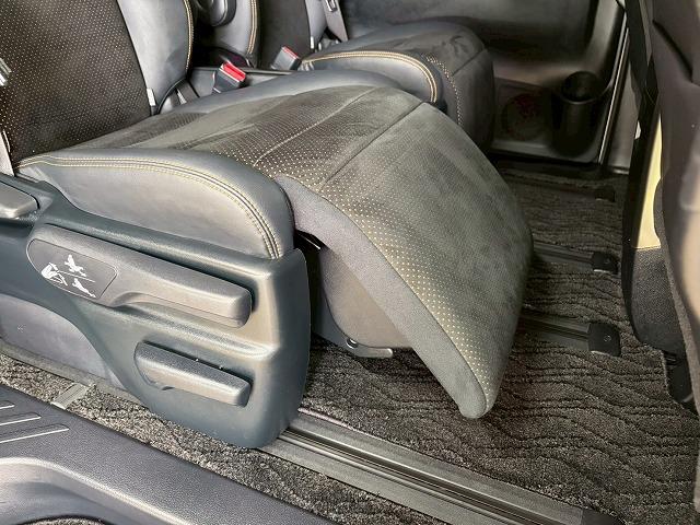 ヴェルファイアハイブリッド ゴールデンアイズII 純正ナビTV 両側電動 BSM ETC AC100V レーダークルーズコントロールシステム アップルカープレイ アルカンターラシート 電動リアゲート デジタルインナーミラー ドラレコ Wエアコン(69枚目)