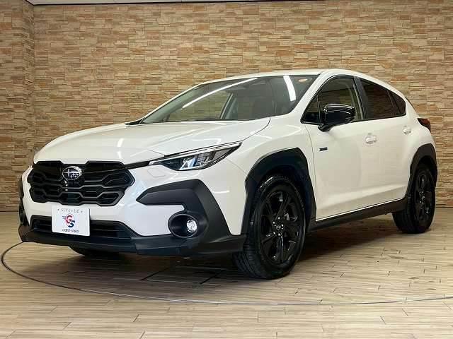 お車ご成約時の付帯率は驚きの９０％ＯＶＥＲのキーパーガラスコーティング。雨が降れば、まるで洗車したかのような美しさ。納車後のメンテナンスも楽々。是非一度お試し下さい。