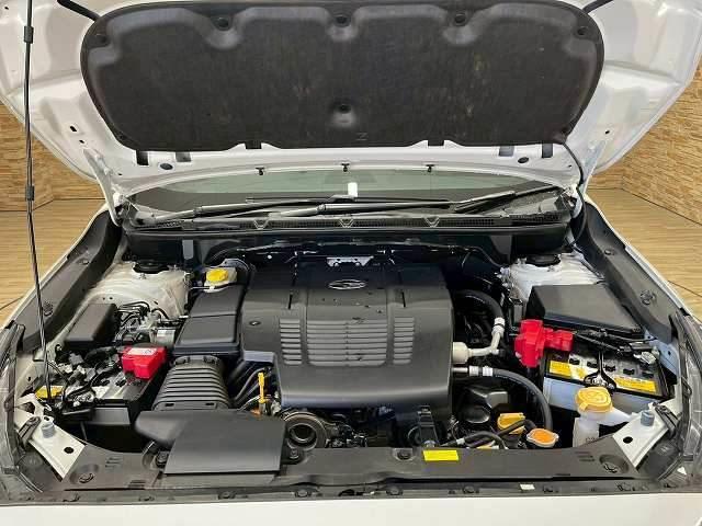 初年度登録より最長１５年間、任意継続も可能なロングランサポートサービス【全国対応型ＧＳワランティー】を完備。遠方販売もお任せ下さい。日本全国どちらにでもお車の販売・ご納車が可能でございます。