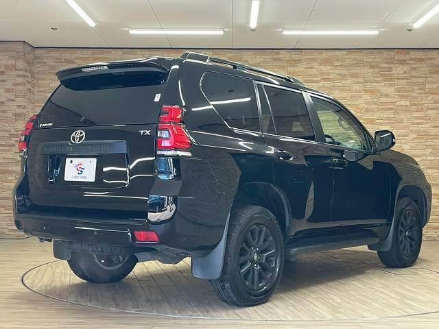 ランドクルーザープラド ＴＸ　Ｌパッケージ　マットブラックエディション　特別仕様　マットブラック加飾　サンルーフ　７人乗　純正ナビ　バックカメラ　レザーシート　電動シート　シートヒーター　シートエアコン　追従クルーズコントロール　レーンアシスト　センターデフロック　ＬＥＤ（16枚目）