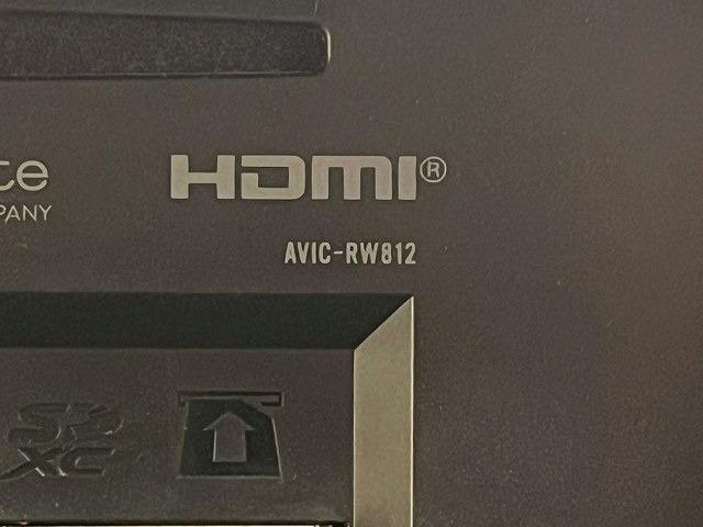 ランドクルーザープラド ＴＸ　Ｌパッケージ　マットブラックエディション　特別仕様　マットブラック加飾　サンルーフ　７人乗　純正ナビ　バックカメラ　レザーシート　電動シート　シートヒーター　シートエアコン　追従クルーズコントロール　レーンアシスト　センターデフロック　ＬＥＤ（29枚目）