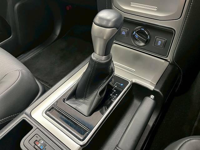 ランドクルーザープラド ＴＸ　Ｌパッケージ　マットブラックエディション　特別仕様　マットブラック加飾　サンルーフ　７人乗　純正ナビ　バックカメラ　レザーシート　電動シート　シートヒーター　シートエアコン　追従クルーズコントロール　レーンアシスト　センターデフロック　ＬＥＤ（33枚目）