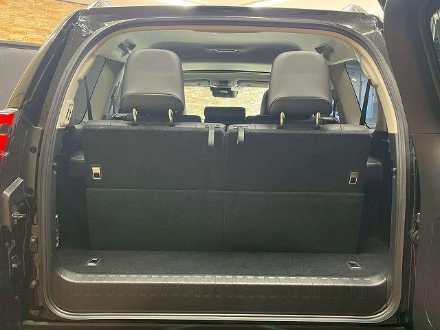 ランドクルーザープラド ＴＸ　Ｌパッケージ　マットブラックエディション　特別仕様　マットブラック加飾　サンルーフ　７人乗　純正ナビ　バックカメラ　レザーシート　電動シート　シートヒーター　シートエアコン　追従クルーズコントロール　レーンアシスト　センターデフロック　ＬＥＤ（60枚目）