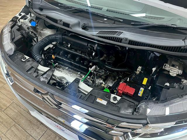 ソリオ ハイブリッドＭＺ　４ＷＤ　両側電動スライドドア　全周囲カメラ　ＨＵＤ　９インチメーカーナビ　ＬＥＤヘッドライト　シートヒーター　ＥＴＣ　コーナーセンサー　レーンキープアシスト　追従クルコン　衝突軽減ブレーキ　パワステ（70枚目）