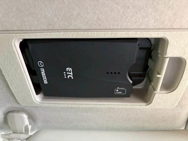 ＭＡＺＤＡ２ １５Ｓ　ブラックトーンエディション　追従クルコン　全周囲カメラ　クリアランスソナー　アップルカープレイ　純正１６インチアルミ　レーンキープアシスト　横滑り防止装置　コーナーセンサー　ドラレコ　ＥＴＣ　ＤＶＤキット　スマートキー　パワステ（12枚目）