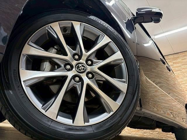 エスティマ アエラス　スマート　純正９インチナビ　フルセグＴＶ　バックカメラ　後席フリップダウンモニター　両側電動スライドドア　シートヒーター　ＥＴＣ　３列シート７人乗　クルーズコントロール　ＬＥＤヘッドライト　ＣＤＤＶＤ再生（19枚目）