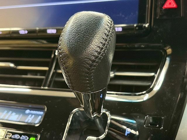 エスティマ アエラス　スマート　純正９インチナビ　フルセグＴＶ　バックカメラ　後席フリップダウンモニター　両側電動スライドドア　シートヒーター　ＥＴＣ　３列シート７人乗　クルーズコントロール　ＬＥＤヘッドライト　ＣＤＤＶＤ再生（29枚目）