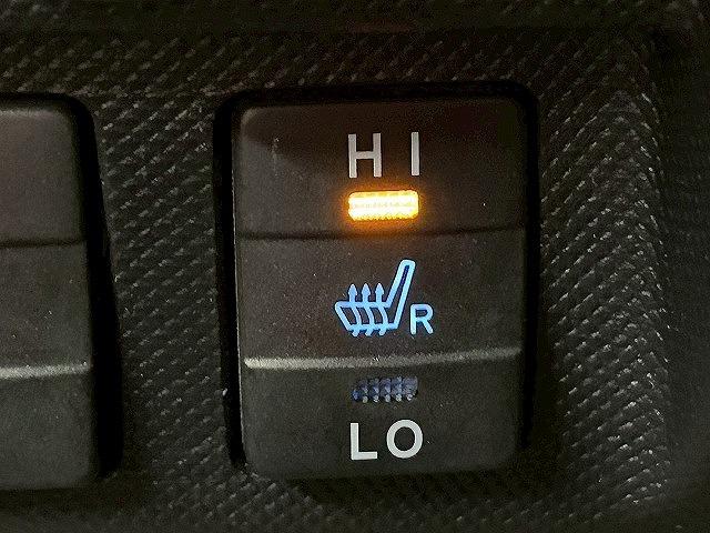 エスティマ アエラス　スマート　純正９インチナビ　フルセグＴＶ　バックカメラ　後席フリップダウンモニター　両側電動スライドドア　シートヒーター　ＥＴＣ　３列シート７人乗　クルーズコントロール　ＬＥＤヘッドライト　ＣＤＤＶＤ再生（30枚目）