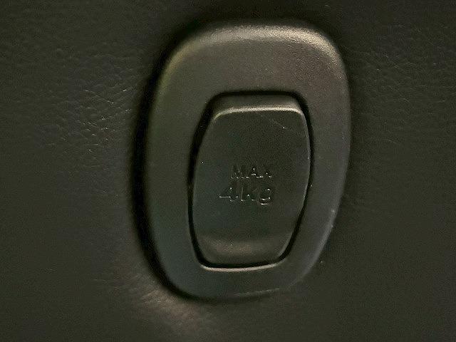 エスティマ アエラス　スマート　純正９インチナビ　フルセグＴＶ　バックカメラ　後席フリップダウンモニター　両側電動スライドドア　シートヒーター　ＥＴＣ　３列シート７人乗　クルーズコントロール　ＬＥＤヘッドライト　ＣＤＤＶＤ再生（52枚目）