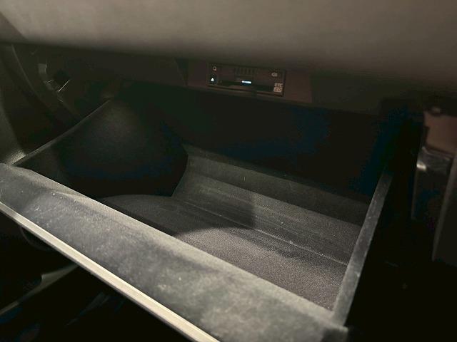 ＮＸ ＮＸ３００　Ｆスポーツ　１０．３型ナビＴＶ　追従クルコン　赤レザー　電動シート　シートヒーター　シートベンチレーション　ステアリングヒーター　ＥＴＣ　電動リアゲート　ＡＴハイビーム　ＬＥＤ　ＣＤＤＶＤ　ミュージックサーバー（23枚目）