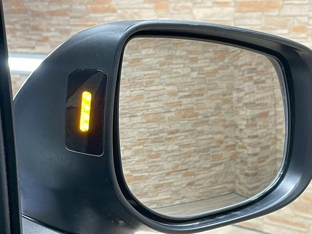 フォレスター ツーリング　追従クルーズコントロール　ＢＳＭ　シートヒーター　ＥＴＣ　デジタルインナーミラー　アイサイト　アルパインナビ　フロントカメラ　サイドカメラ　バックカメラ　ＬＥＤヘッドライト　ドライブレコーダー（32枚目）