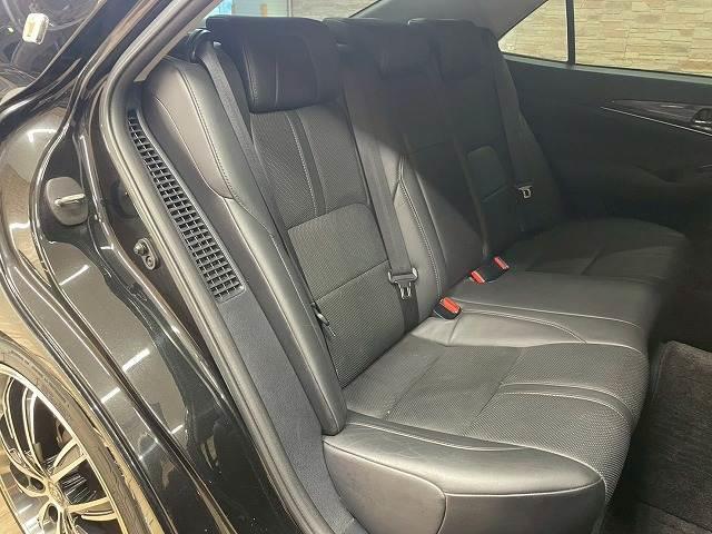 クラウンハイブリッド アスリートＳ　純正ナビ地デジ　レザーシート　ＥＴＣ（6枚目）