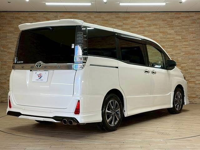 ヴォクシー ＺＳ　煌ＩＩ　モデリスタエアロ　純正９型ナビ地デジ　ＴＶキャンセラー付き　バックカメラ　両側電動スライドドア　ビルトインＥＴＣ　ドラレコ前後　レザー調シートカバー　左右独立エアコン　スペアキー　７人　リアエアコン（16枚目）