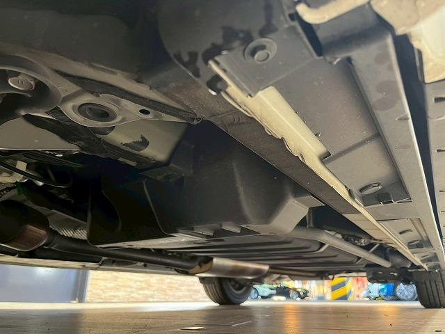 ヴォクシー ＺＳ　煌ＩＩ　モデリスタエアロ　純正９型ナビ地デジ　ＴＶキャンセラー付き　バックカメラ　両側電動スライドドア　ビルトインＥＴＣ　ドラレコ前後　レザー調シートカバー　左右独立エアコン　スペアキー　７人　リアエアコン（46枚目）