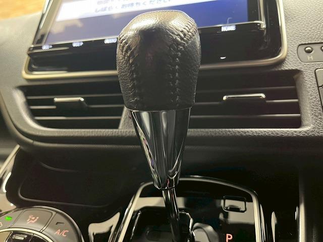 ヴォクシー ＺＳ　煌ＩＩ　モデリスタエアロ　純正９型ナビ地デジ　ＴＶキャンセラー付き　バックカメラ　両側電動スライドドア　ビルトインＥＴＣ　ドラレコ前後　レザー調シートカバー　左右独立エアコン　スペアキー　７人　リアエアコン（53枚目）