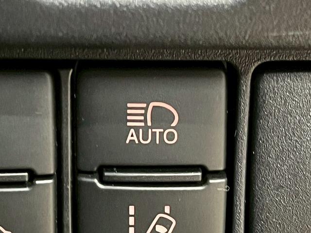 ヴォクシー ＺＳ　煌ＩＩ　モデリスタエアロ　純正９型ナビ地デジ　ＴＶキャンセラー付き　バックカメラ　両側電動スライドドア　ビルトインＥＴＣ　ドラレコ前後　レザー調シートカバー　左右独立エアコン　スペアキー　７人　リアエアコン（68枚目）