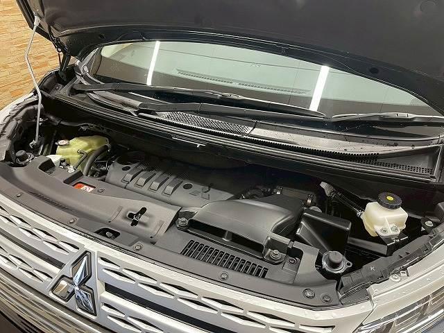 デリカＤ：５ Ｐ　１０．１型純正ナビ　全周囲モニター　両側電動ドア　ＥＴＣ　ドライブレコーダー　追従クルーズコントロール　ＬＥＤ　レーンアシスト　ＢＳＭ　ＴＶ　Ｂｌｕｅｔｏｏｔｈ　シートヒーター　ステアリングヒーター（18枚目）