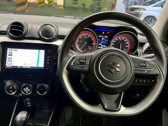 スイフト ハイブリッドＲＳ　パナソニックナビ　全周囲モニター　フルセグＴＶ　追従クルーズコントロール　ＥＴＣ　ＬＥＤ　プッシュスタート　スマートキー　シートヒーター　レーンアシスト　衝突軽減ブレーキ　Ｂｌｕｅｔｏｏｔｈ（25枚目）