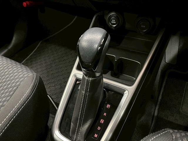 スイフト ハイブリッドＲＳ　パナソニックナビ　全周囲モニター　フルセグＴＶ　追従クルーズコントロール　ＥＴＣ　ＬＥＤ　プッシュスタート　スマートキー　シートヒーター　レーンアシスト　衝突軽減ブレーキ　Ｂｌｕｅｔｏｏｔｈ（55枚目）