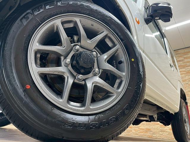 ジムニー ＸＣ　社外９インチナビ　レーンキープ　ＥＴＣ　バックカメラ　シートヒータ　ＥＴＣ　オートライト　クルーズコントロール　革巻きステアリング　１６インチアルミホイル　プッシュスタート　スマートキー（68枚目）