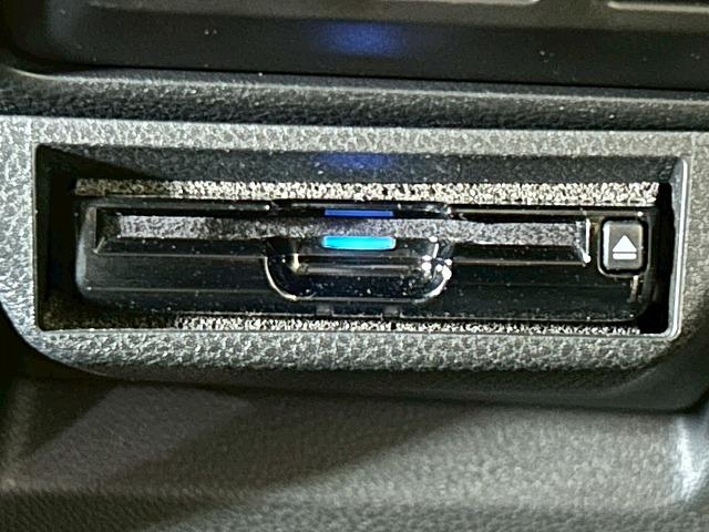 フォレスター アドバンス　茶革電動シートシート　サンルーフ　純正ナビ　フルセグＴＶ　ＢＳＭ　衝突軽減ブレーキ　追従クルコン　フロント・サイド・バックカメラ　オートホールド　デジタルインナーミラー　電動リアゲート　シートヒーター（12枚目）