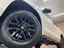 純正18インチアルミを装備!各種アルミホイール・タイヤカスタムもご相談下さい。