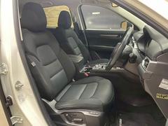 �����ޤ������ݤ��줿����ƥꥢ�ϡ��������ʡ��ͤδ��������ä���ȹԤ��Ϥ��Ƥ���ڵ�Ǥ��� 5