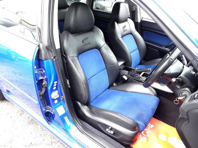 レガシィツーリングワゴン ２．０ＧＴスペックＢ　ＷＲ－ＬＴＤ　２００４　限定車　ＷＲブルー　新品ラジエター　パワステポンプ　ハブベアリング　バッテリー交換　ビルシュタイン足回り　社外アルミ　ＥＪ２０ターボ　５ＭＴ　ボディーガラスコーティング（26枚目）