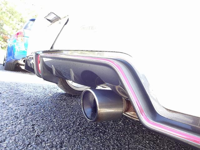 マーチ ニスモ　Ｓ　ワンオーナー　ディーラー整備記録　純正ナビ　フルセグＴＶ　ＥＴＣ　ローダウン　純正サス付属　社外アルミ　純正アルミ付属　５ＭＴ　要在庫確認（19枚目）