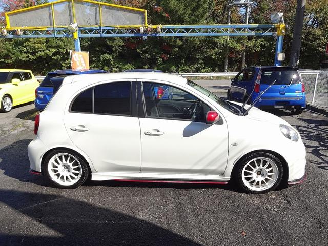 マーチ ニスモ　Ｓ　ワンオーナー　ディーラー整備記録　純正ナビ　フルセグＴＶ　ＥＴＣ　ローダウン　純正サス付属　社外アルミ　純正アルミ付属　５ＭＴ　要在庫確認（23枚目）