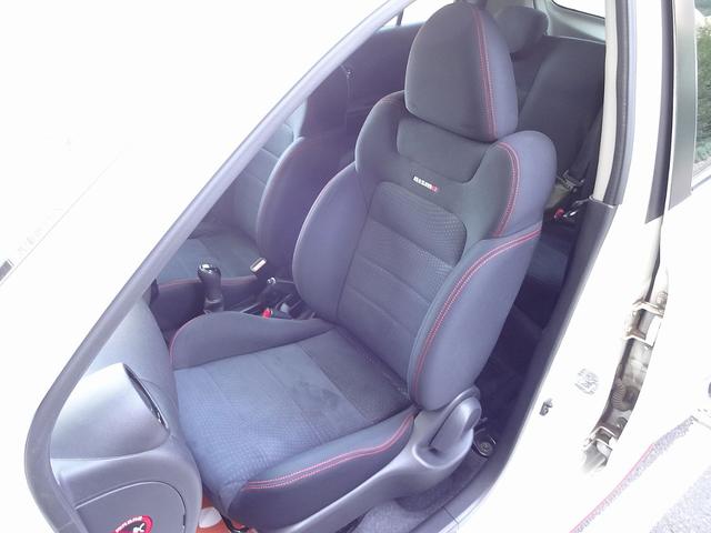 マーチ ニスモ　Ｓ　ワンオーナー　ディーラー整備記録　純正ナビ　フルセグＴＶ　ＥＴＣ　ローダウン　純正サス付属　社外アルミ　純正アルミ付属　５ＭＴ　要在庫確認（36枚目）