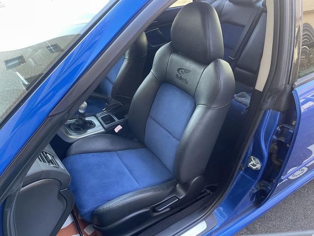 レガシィＢ４ ２．０ＧＴスペックＢ　ＷＲ－ＬＴＤ　２００４　専用色ＷＲブルー　専用装備特装車両　ＳＴＩサスペンション　タワーバー　Ｐａｎａｓｏｎｉｃ製ＨＤＤナビ　フルセグＴＶ　ＥＴＣ　ＥＩ２０ターボ　５ＭＴ（31枚目）