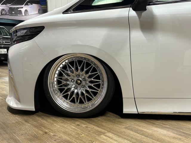 アルファード Z ACCエアサスOG公認 メモリー機能3Pシステム LARエアロ JLINEフルアーム WORKXV21インチ 底上げリアマフラー アドバンスP ヘッドアップディスプレイ サンルーフ(11枚目)