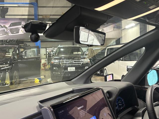 アルファード 　ＡＣＣエアサスＯＧ公認　ＬＡＧカーボンエアロ　ＬＡＧ可変式マフラー　ＬＡＧアームＦ４度Ｒ５度　カーボンラッピング　鍛造２１インチ　セキュリティー　トヨタエンスタ　ムーンルーフ　デジタルインナーミラー（25枚目）