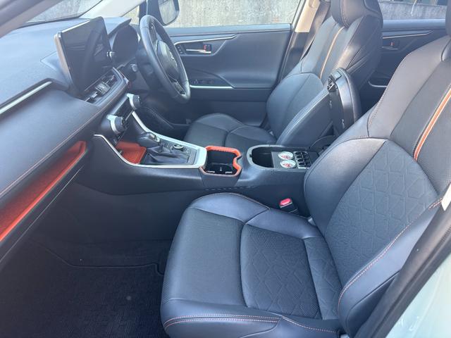 内装の状態は非常にいいです！ご納車前には外装内装とクリーニング、ボディ研磨し綺麗な状態でご納車させていただきます！