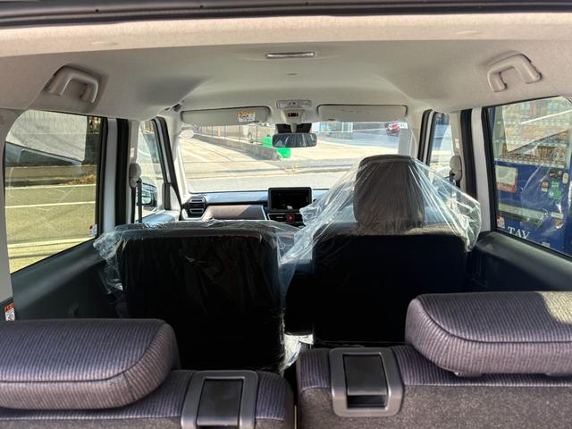 ムーヴ ＲＳ　ターボ　未使用車　コンフォータブルパック　　シートヒーター　　オートクルーズコントロール　両側パワースライドドア　フロアマット（18枚目）