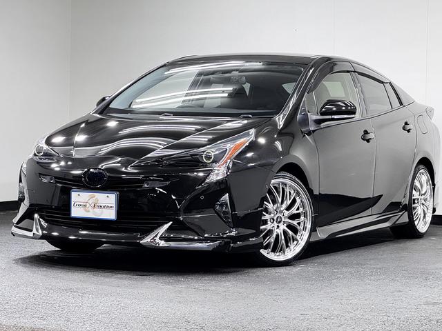 プリウス Sセーフティプラス LED付新品モデリスタ仕様フルエアロ イカリング&キャンディブラックCライト&テール ブラックCエンブレム 新品アルミ&新品タイヤ プッシュEGスタート スマートKEY ブラックレザーカスタム(4枚目)