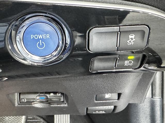 プリウス S 後期 LED付新品モデリスタ仕様フルエアロ キャンディブラックカスタムライト&テール ブラックCエンブレム 新品アルミ&新品タイヤ(変更可) ブラックレザーC プッシュEGスタート スマートKEY(22枚目)