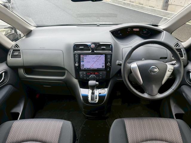 セレナ ハイウェイスターＳ－ＨＶアドバンスドセーフティパック　禁煙車　純正８型ナビ　両側電動スライドドア　リアオートエアコン　アラウンドビューモニター　ＬＥＤヘッドライト　Ｂｌｕｅｔｏｏｔｈ再生　フルセグＴＶ　衝突軽減システム　ＥＴＣ　クリアランスソナー（2枚目）