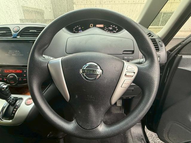 セレナ ２０Ｘ　Ｓ－ハイブリッドアドバンスドセーフティパック　禁煙車　後席モニター　純正８型ナビ　両側電動スライドドア　アラウンドビューモニター　衝突軽減システム　リアオートエアコン　ＥＴＣ　フルセグＴＶ　Ｂｌｕｅｔｏｏｔｈ再生　クリアランスソナー（27枚目）