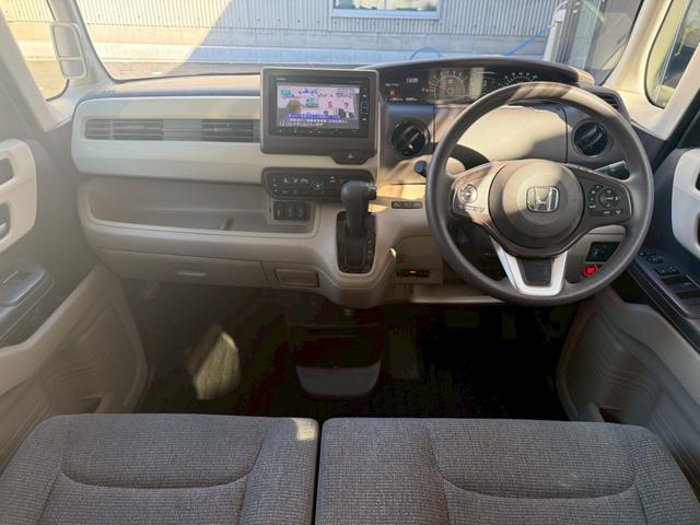Ｎ－ＢＯＸ Ｇ・Ｌホンダセンシング　禁煙車　純正ＳＤナビ　パワースライドドア　バックモニター　Ｂｌｕｅｔｏｏｔｈ　フルセグＴＶ　ＬＥＤヘッドライト　ビルトインＥＴＣ　ホンダセンシング　衝突軽減　レーンキープ　スマートキー　オートエアコン（2枚目）
