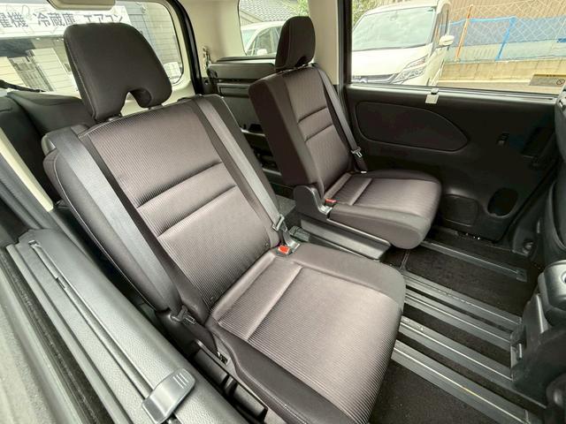 セレナ ハイウェイスター Vセレクション 禁煙車 後席モニター 両側電動スライドドア 純正SDナビ リアオートエアコン アラウンドビューモニター ETC フルセグTV Bluetooth バックモニター LEDヘッドライト TVキャンセラー(14枚目)