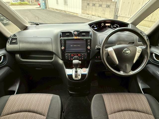 セレナ ハイウェイスター S-ハイブリッド 禁煙車 後席モニター 純正8型ナビ 両側電動スライドドア リアオートエアコン LEDヘッドライト フルセグTV Bluetooth再生 クルーズコントロール ETC 衝突軽減システム スマートキー(2枚目)