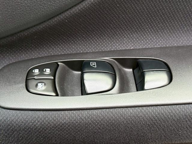 セレナ ハイウェイスター S-ハイブリッド 禁煙車 後席モニター 純正8型ナビ 両側電動スライドドア リアオートエアコン LEDヘッドライト フルセグTV Bluetooth再生 クルーズコントロール ETC 衝突軽減システム スマートキー(47枚目)