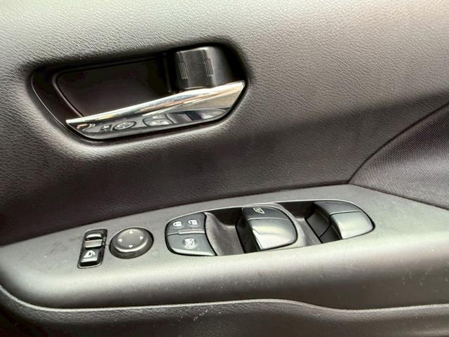 セレナ ハイウェイスター プロパイロットエディション 禁煙車 両側電動スライドドア プロパイロット 純正SDナビ バックモニター LEDヘッドライト リアオートエアコン ETC 衝突軽減システム スマートキー オートエアコン リアサンシェード(52枚目)