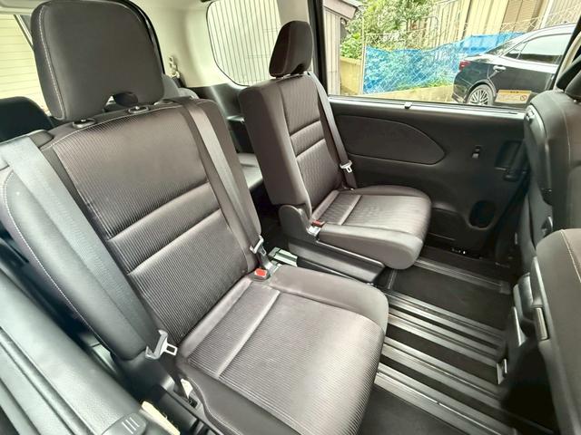 セレナ ハイウェイスター VセレクションII 禁煙車 純正9型ナビ 両側電動スライドドア LEDヘッドライト アラウンドビューモニター プロパイロット ETC 衝突軽減システム セーフティパックB クリアランスソナー スマートキー(13枚目)