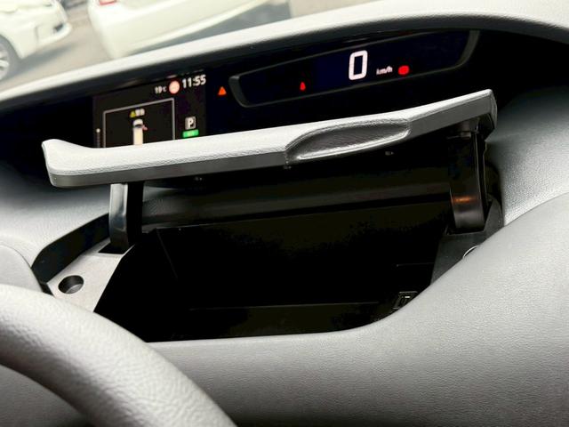 セレナ ハイウェイスター VセレクションII 禁煙車 純正9型ナビ 両側電動スライドドア LEDヘッドライト アラウンドビューモニター プロパイロット ETC 衝突軽減システム セーフティパックB クリアランスソナー スマートキー(39枚目)