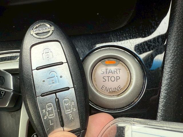 セレナ ハイウェイスターG S-HVアドバンスドセーフティ 禁煙車 両側電動スライドドア 純正SDナビ アラウンドビューモニター リアオートエアコン LEDヘッドライト 衝突軽減システム 車線逸脱警報システム スマートキー オートエアコン ETC(7枚目)